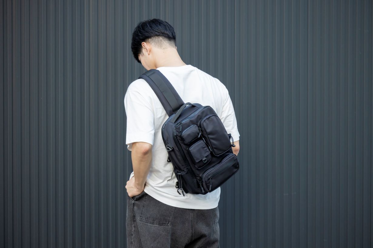Quick-Pocket Body Bag
