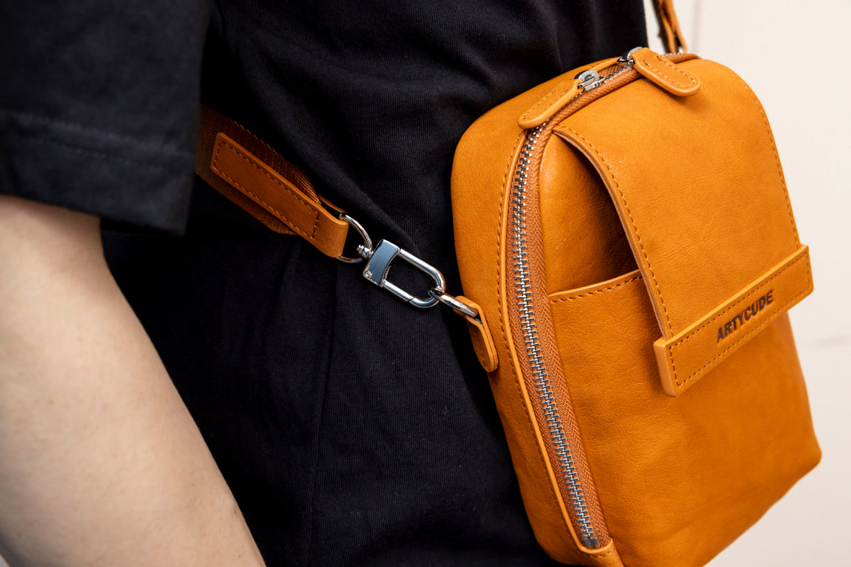Large Smartphone Pouch