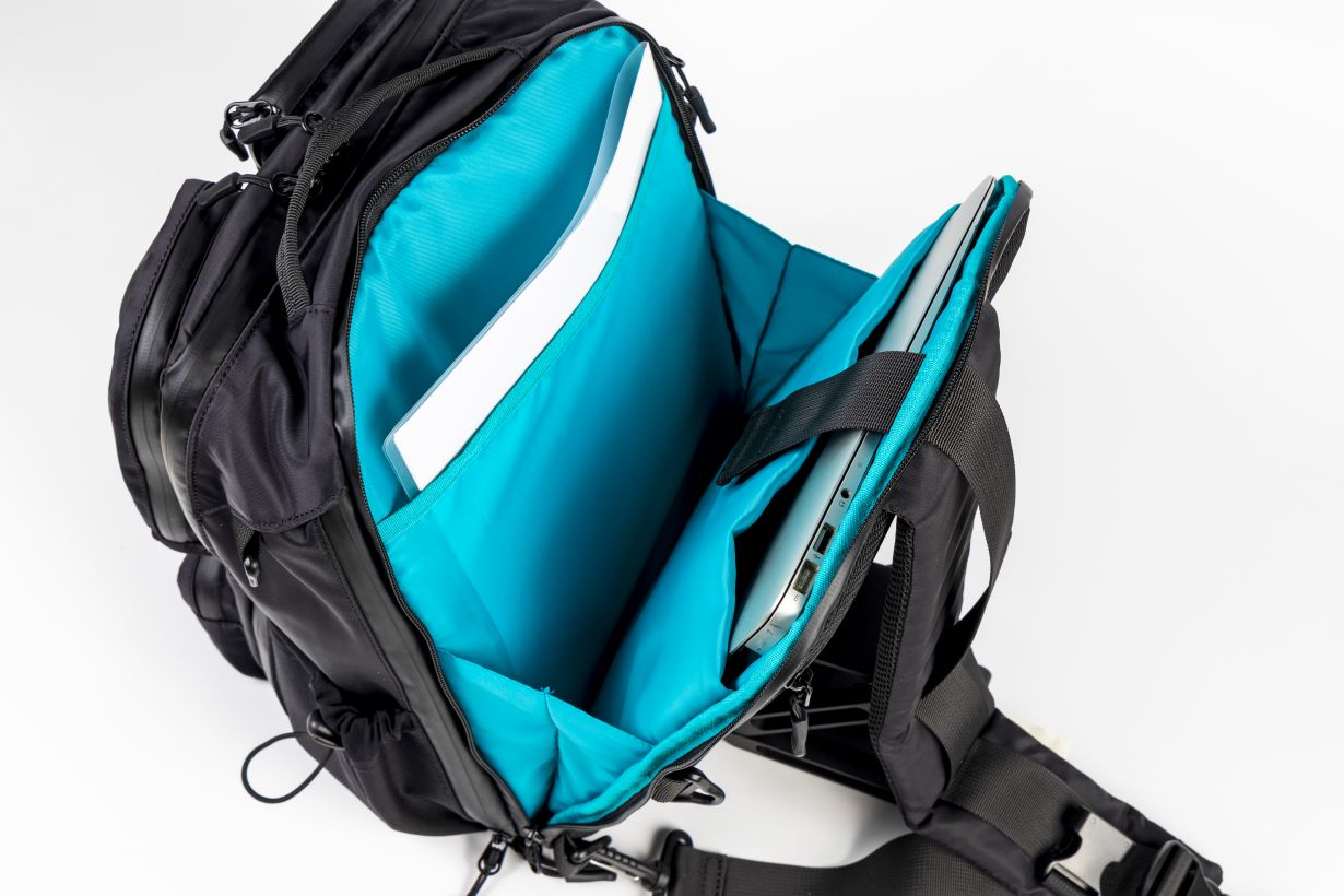 Quick-Pocket Body Bag